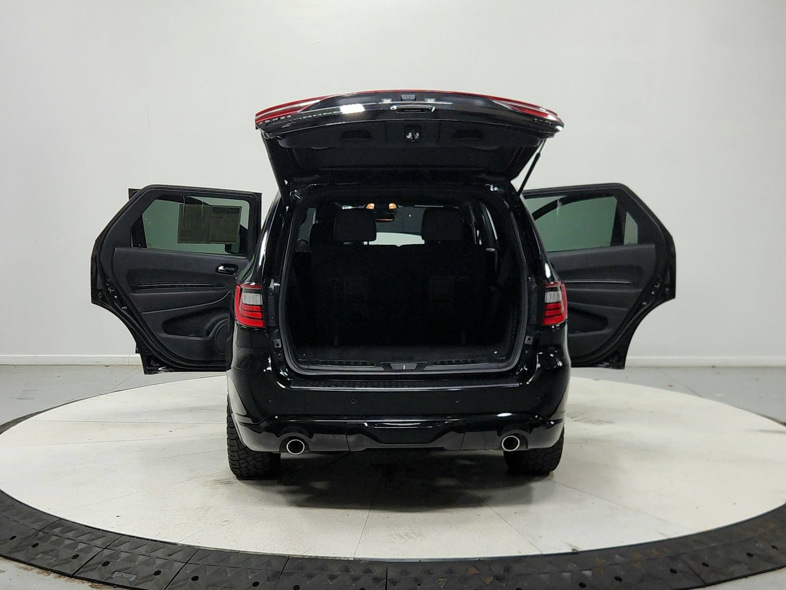 Used 2024 Dodge Durango R/T AWD/4WD image 15