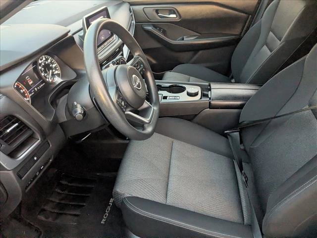 Used 2024 Nissan Rogue SV image 15