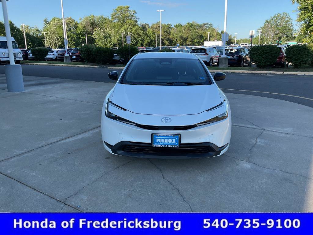 Used 2026 Toyota Prius LE FWD image 8