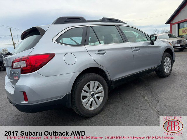 Used 2017 Subaru Outback 2.5i AWD/4WD image 14