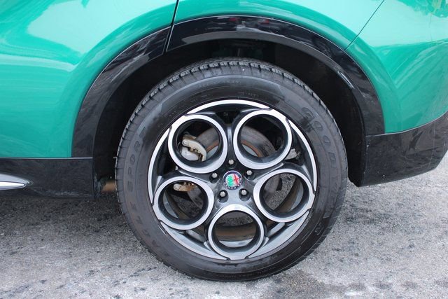 Used 2024 Alfa Romeo Tonale Ti image 35