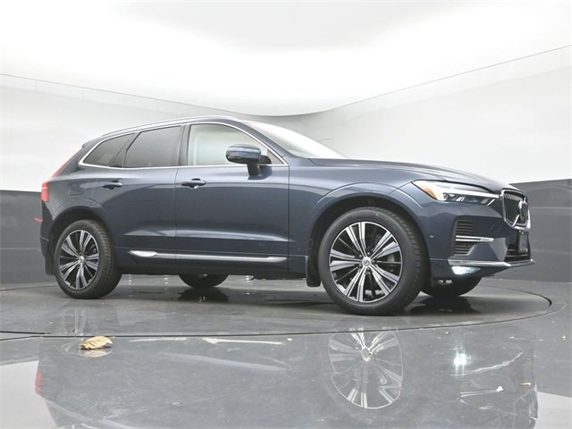 Used 2023 Volvo XC60 B6 Ultimate w/ Climate Package image 37