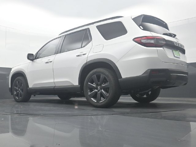 New 2026 Honda Pilot Sport image 30