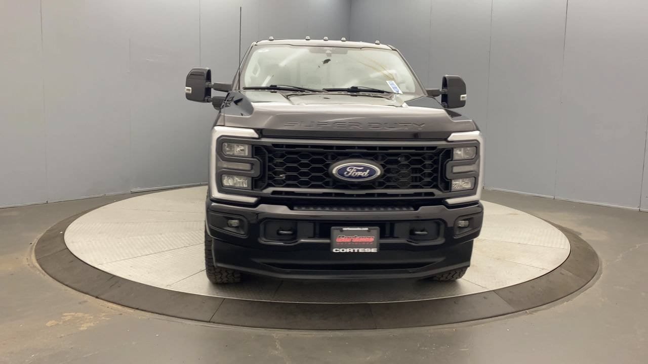 Used 2024 Ford F350 Lariat w/ Sport Appearance Package AWD/4WD image 8