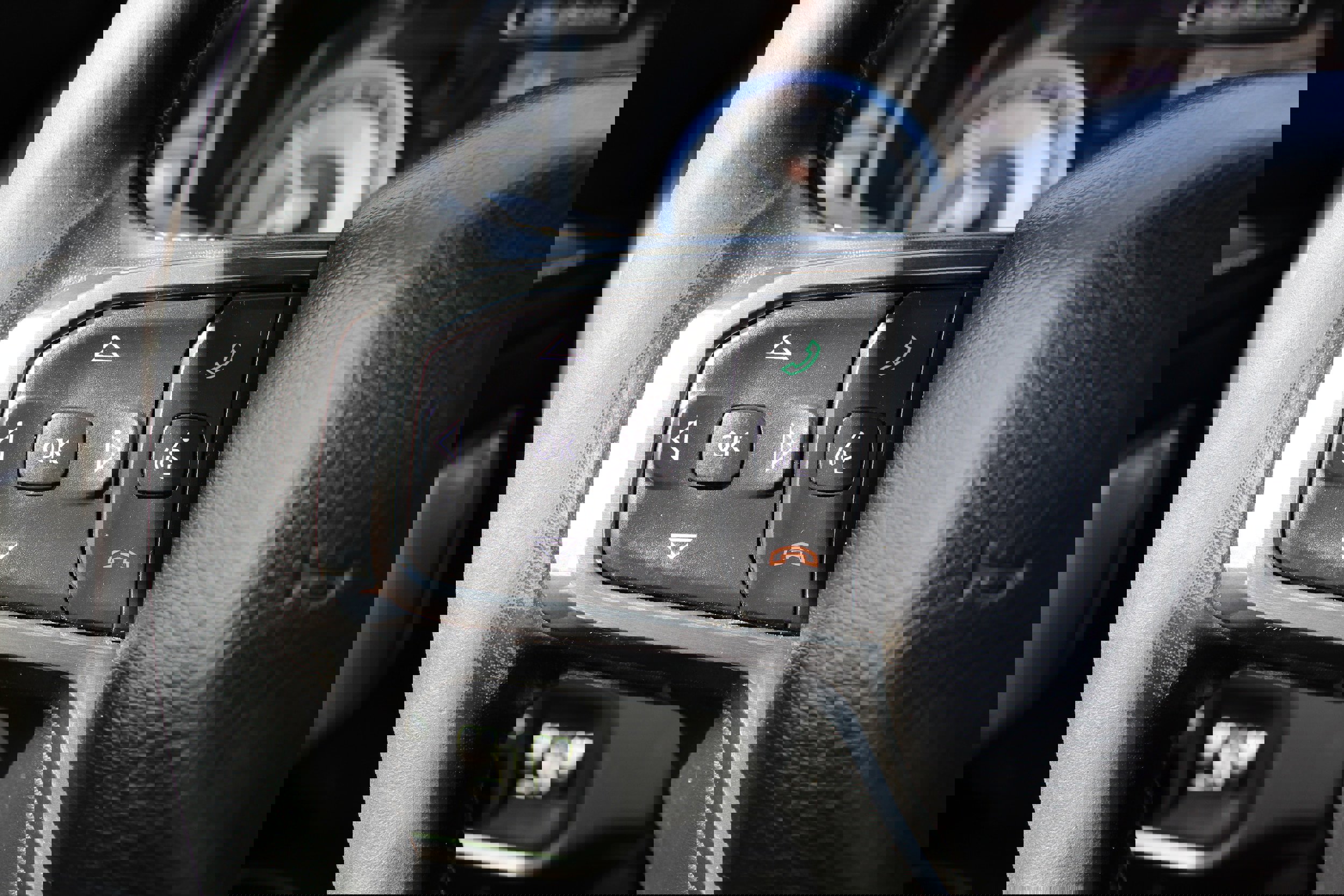 Used 2019 RAM 1500 Limited image 29