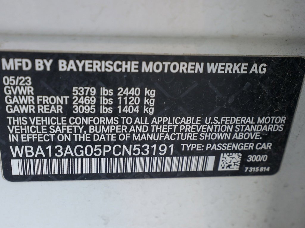 Used 2023 BMW 530e image 31