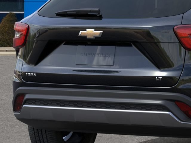 New 2026 Chevrolet Trax LT w/ LT Convenience Package FWD image 14