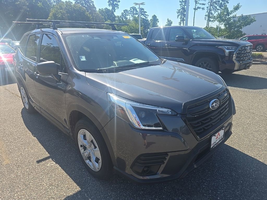 Used 2024 Subaru Forester AWD/4WD image 3