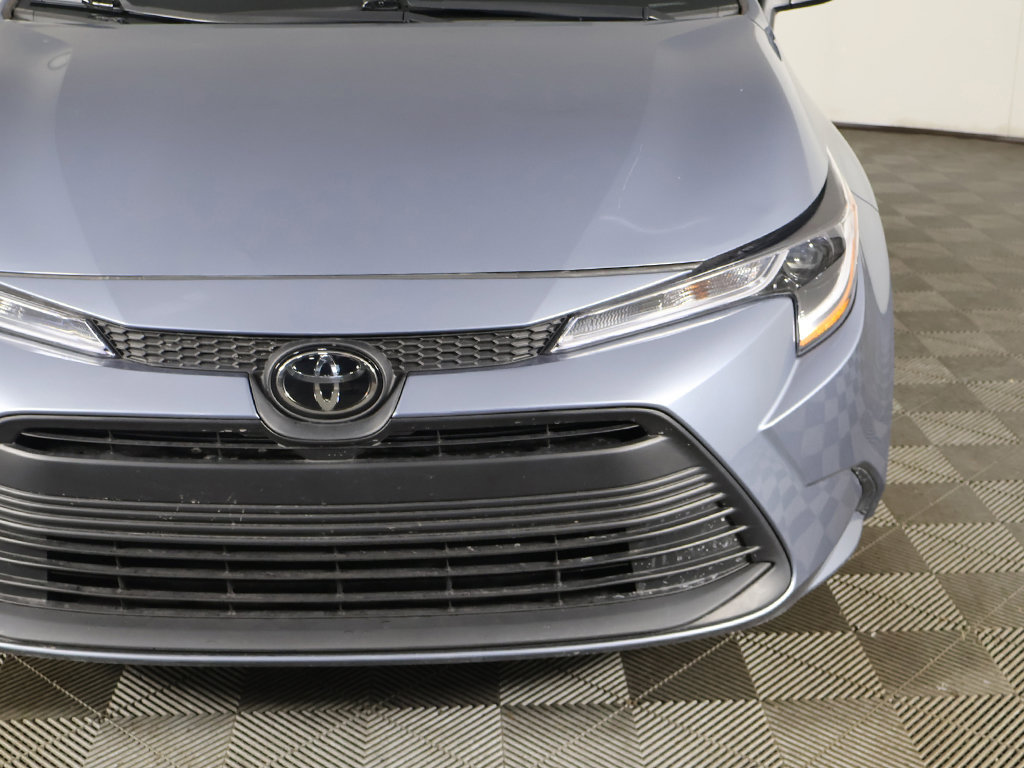 Used 2025 Toyota Corolla LE FWD image 12