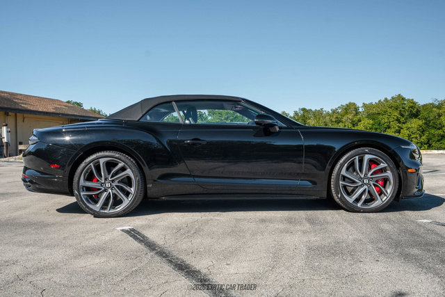 Used 2025 Bentley Continental GT Speed image 19