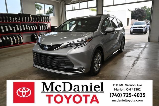 Used 2023 Toyota Sienna Platinum