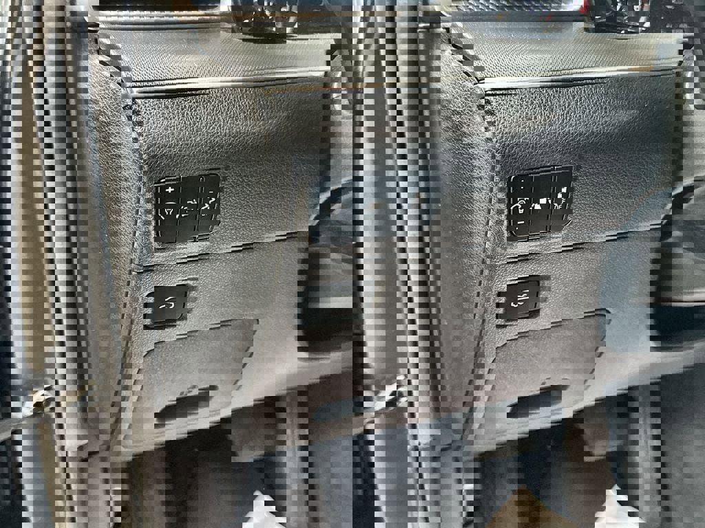 Used 2021 Kia K5 LXS image 6