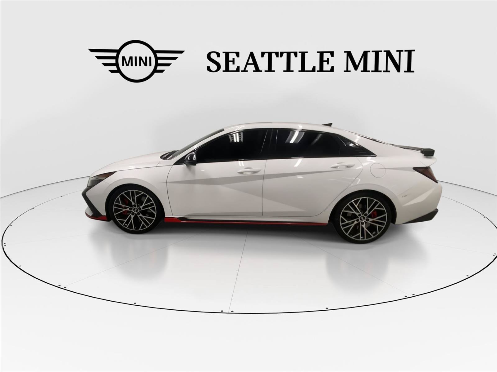 Used 2022 Hyundai Elantra N FWD image 6