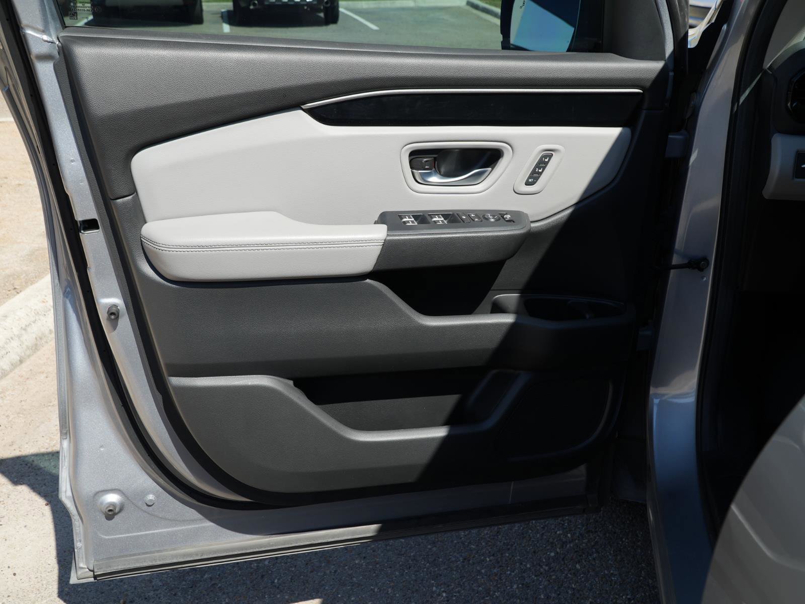 Used 2024 Honda Pilot EX-L image 13