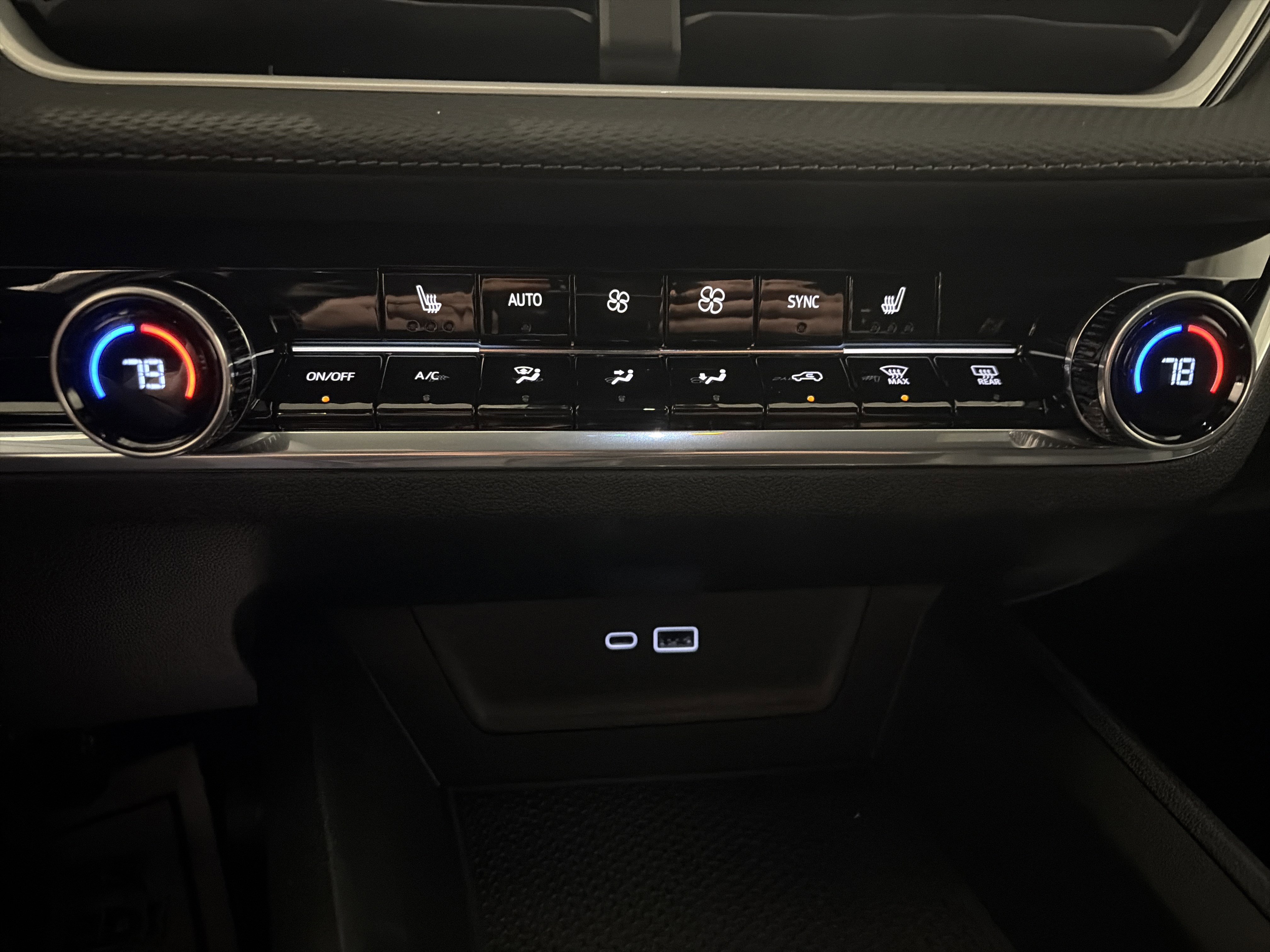New 2026 Chevrolet Equinox LT w/ Convenience Package II image 23