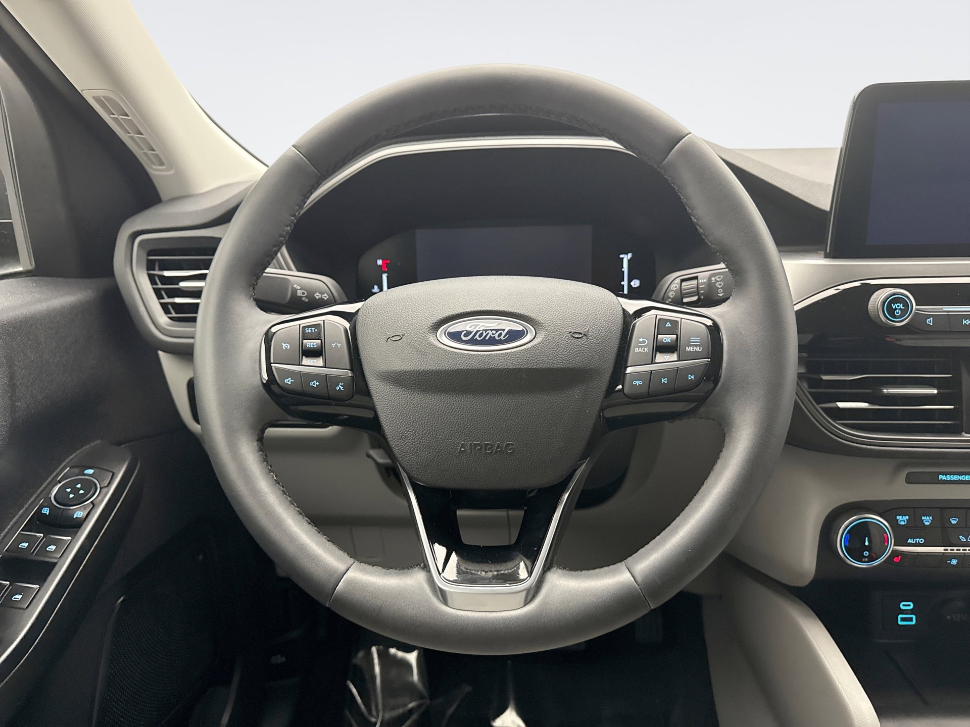 Used 2023 Ford Escape Active image 12