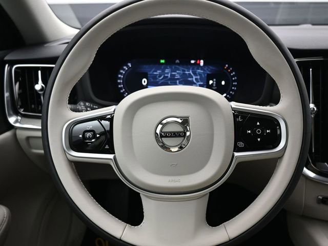 New 2026 Volvo V60 B5 Cross Country Plus w/ Protection Package Premier image 27