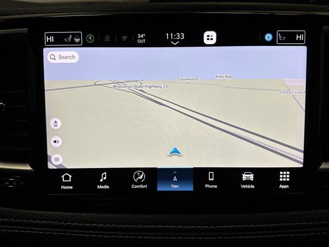 Used 2024 Chrysler Pacifica Select image 9