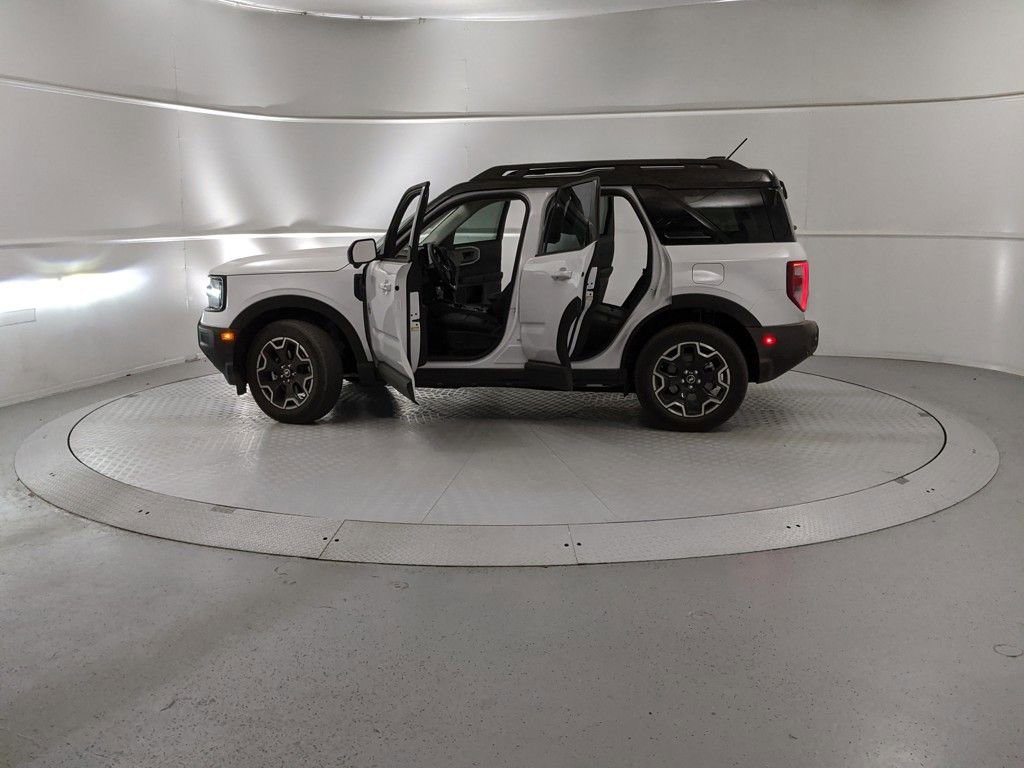 New 2025 Ford Bronco Sport Outer Banks w/ Outer Banks Tech Package+ image 11