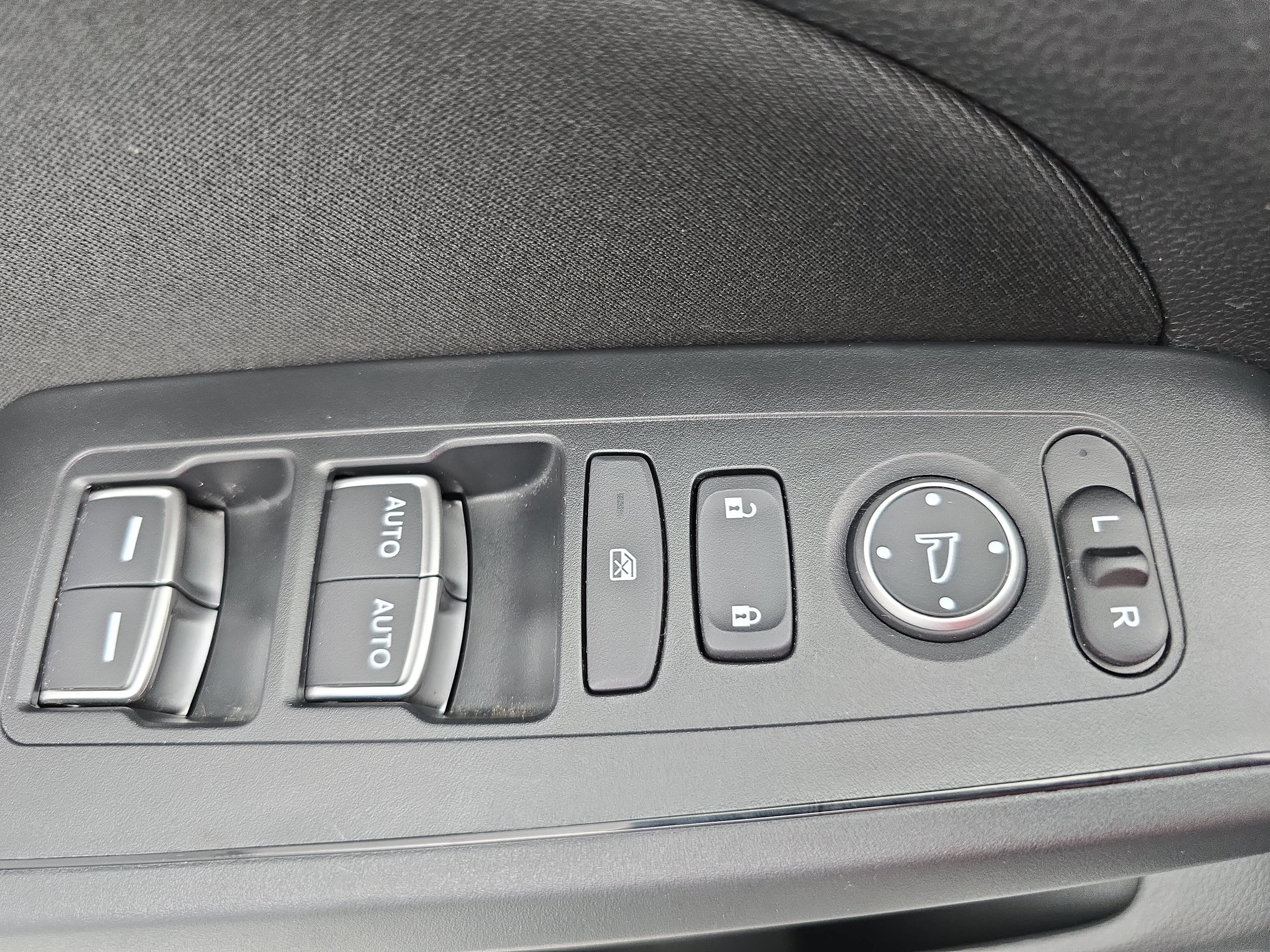 Certified 2025 Honda Civic Sport image 27