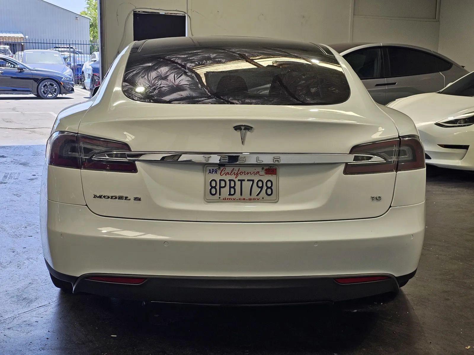 Used 2016 Tesla Model S 70 RWD image 3