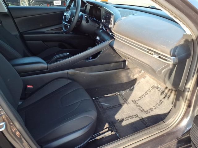 Used 2021 Hyundai Elantra SEL FWD image 23