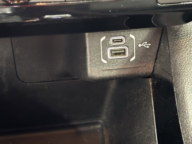 Used 2024 Jeep Compass Limited image 26