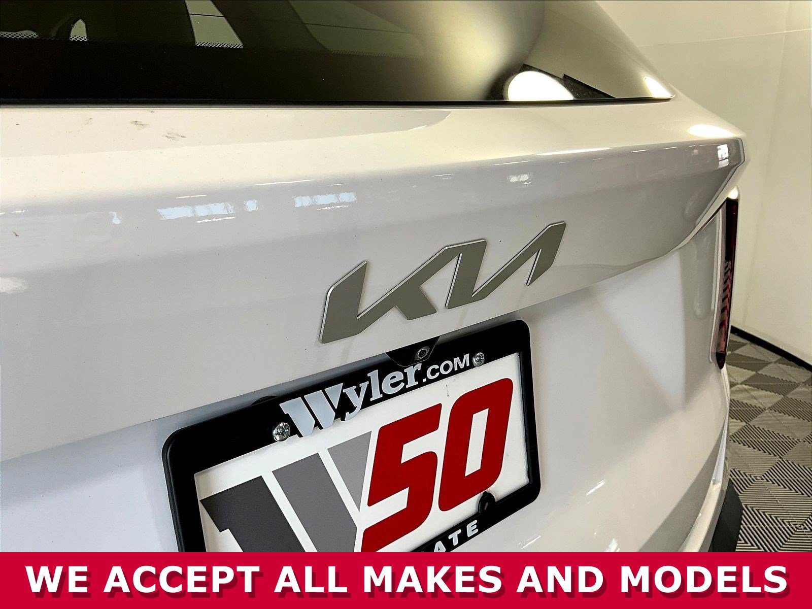 Certified 2024 Kia Sorento S w/ Panoramic Sunroof Package FWD image 24