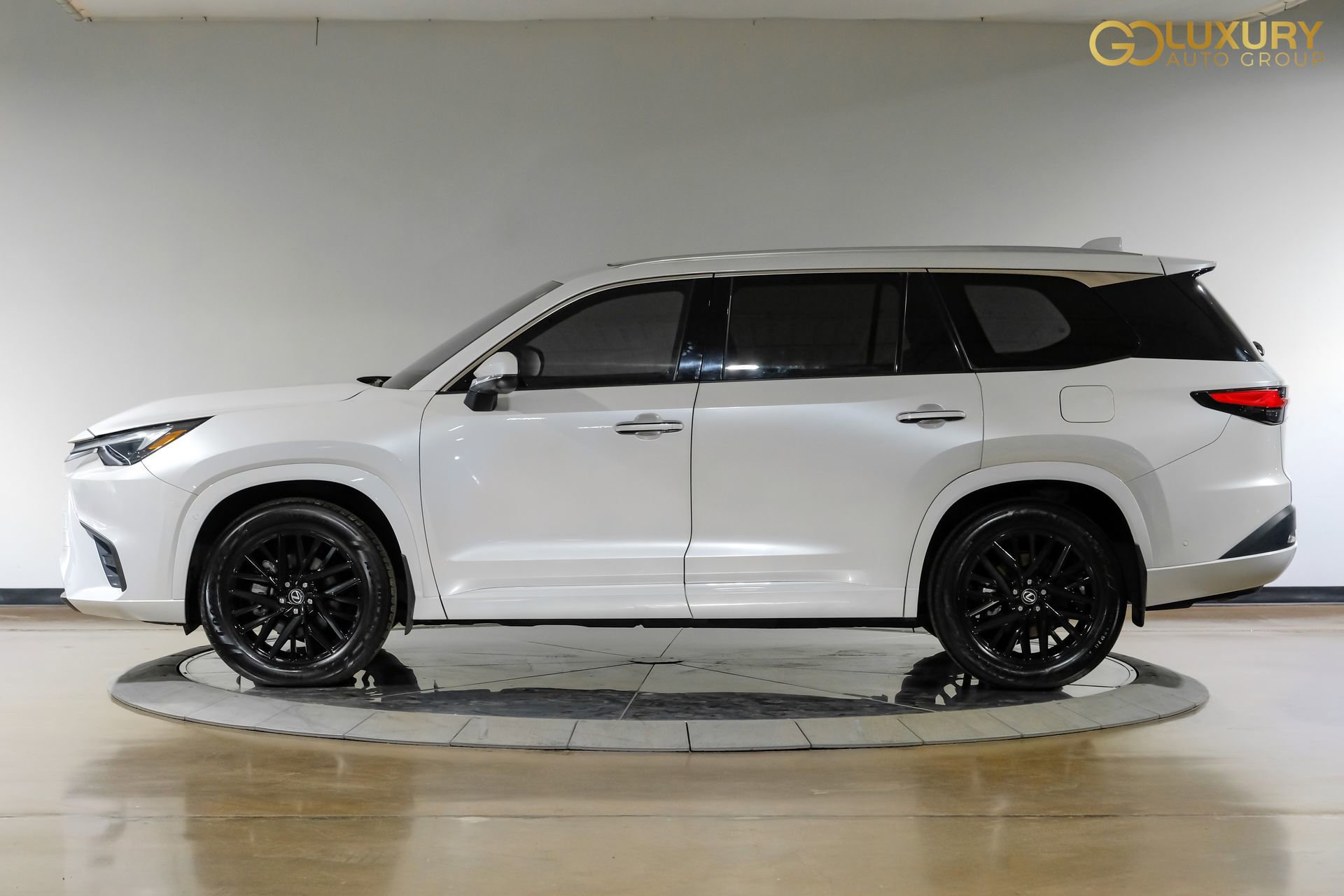 Used 2025 Lexus TX 350 AWD w/ Technology Package image 13