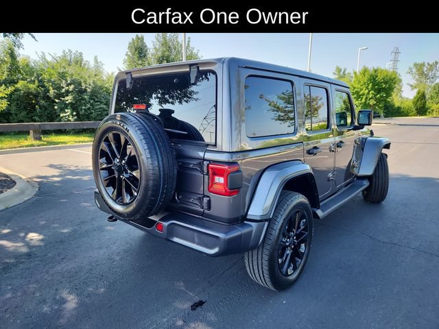 Used 2025 Jeep Wrangler Unlimited Sahara AWD/4WD image 9