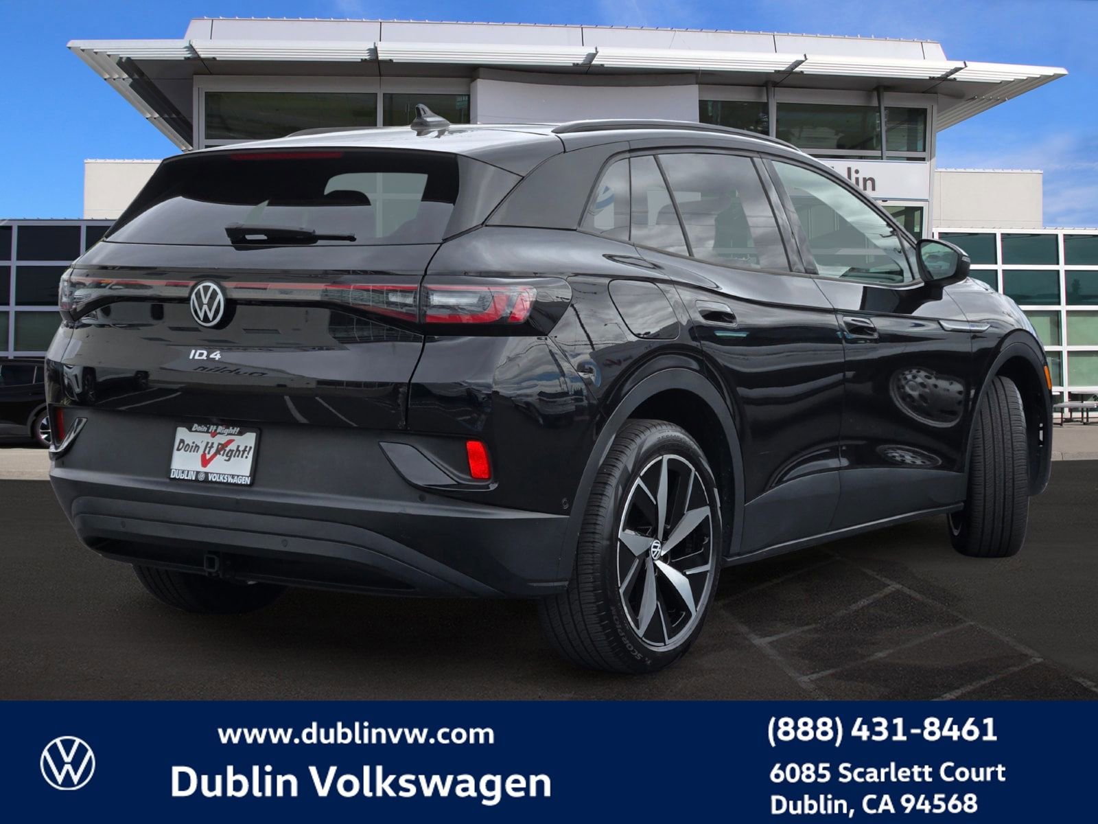Used 2023 Volkswagen ID.4 Pro S image 4