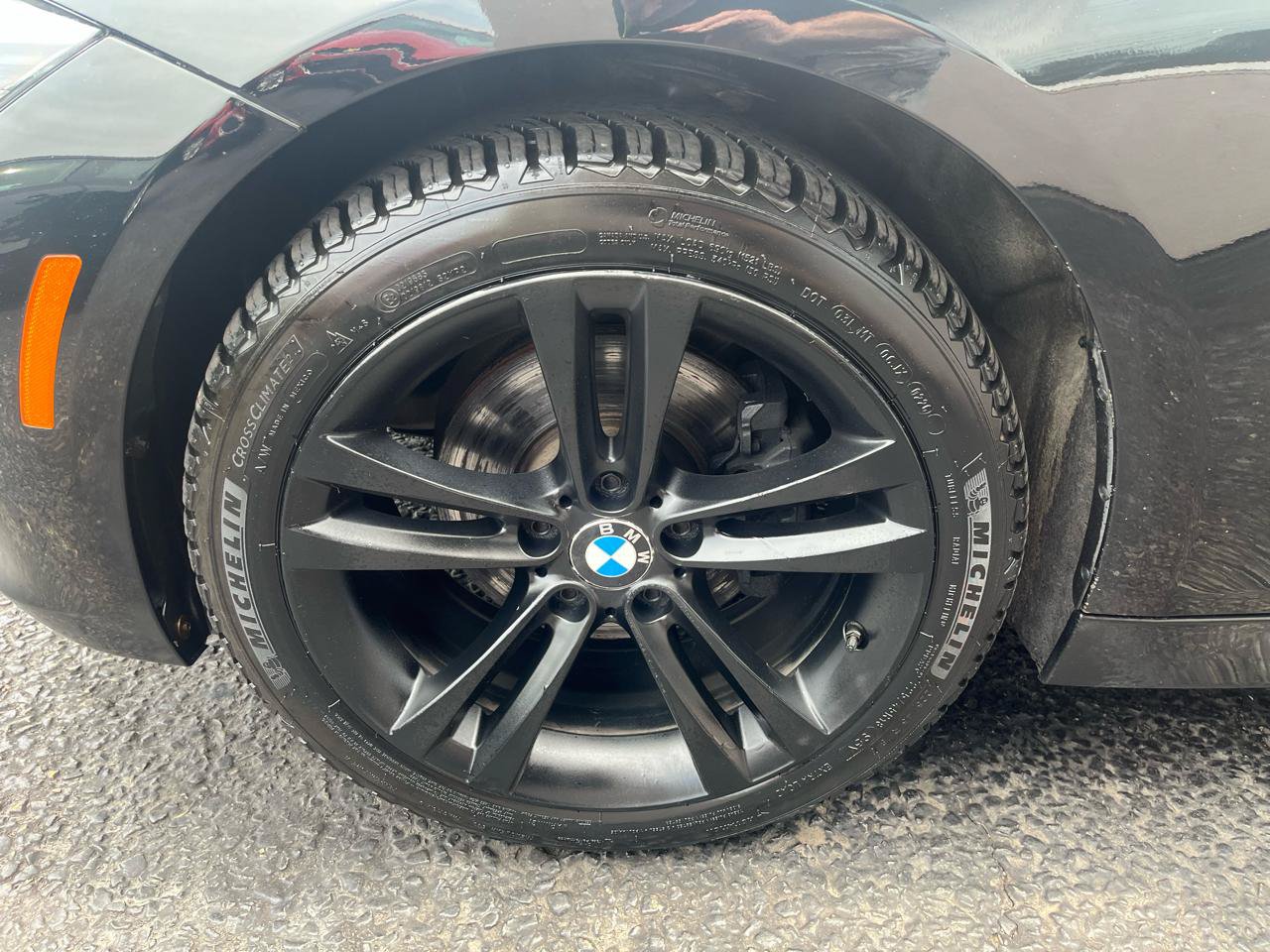 Used 2018 BMW 328d xDrive Sedan AWD/4WD image 15