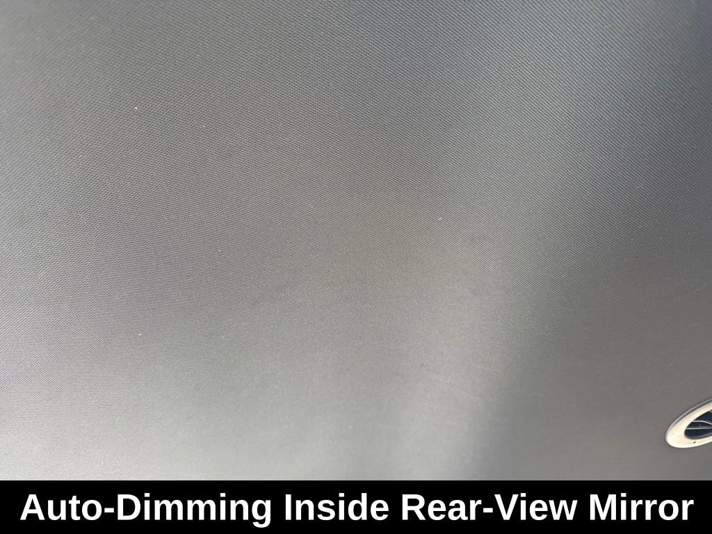 Used 2021 Chevrolet Suburban RST image 25