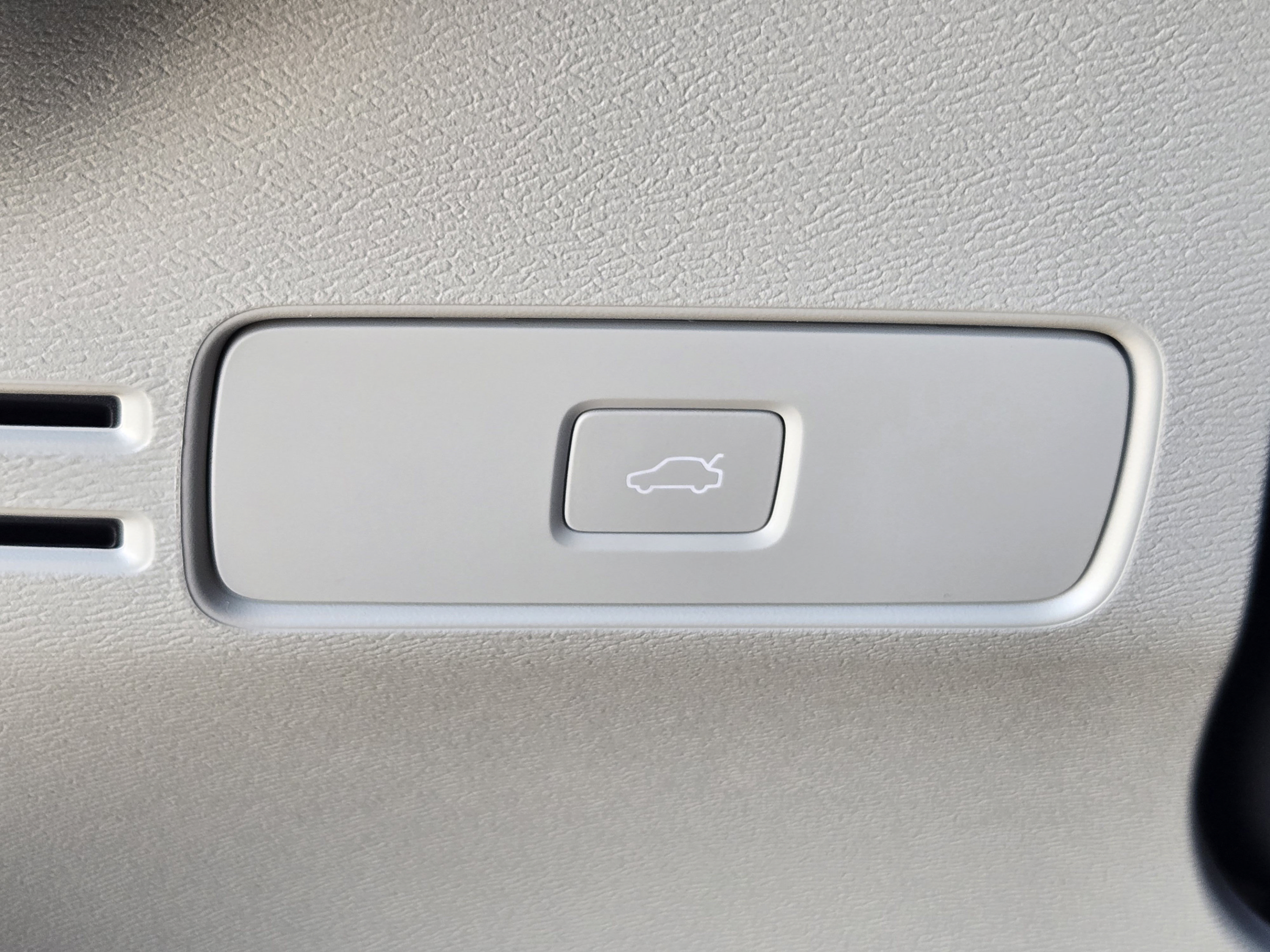 Used 2022 Volvo XC60 B5 Inscription w/ Advanced Package FWD image 20