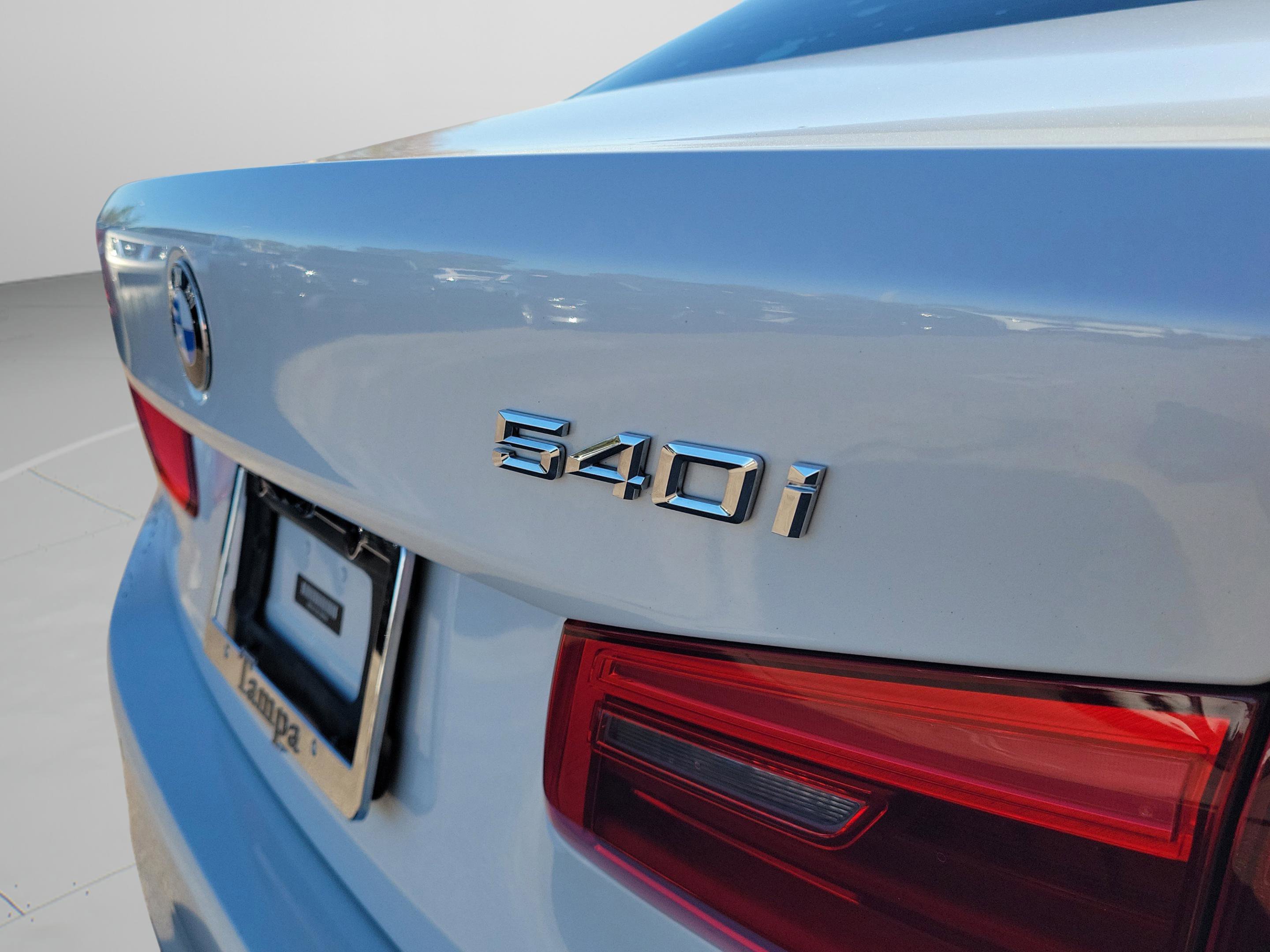 Used 2020 BMW 540i image 7