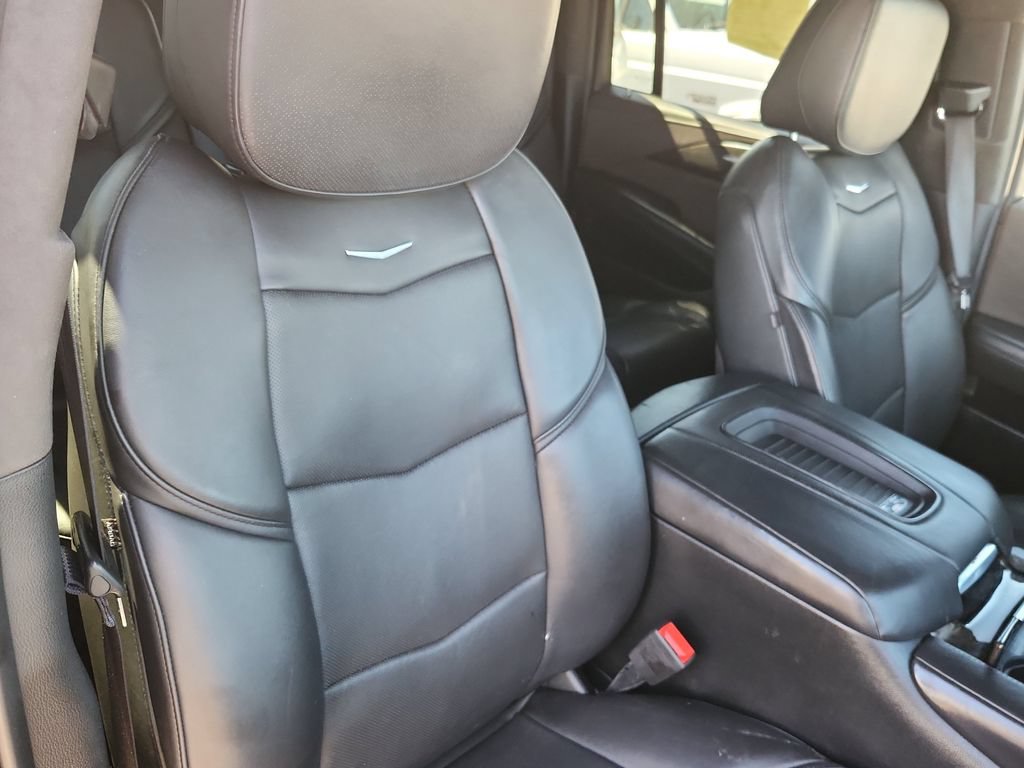 Used 2018 Cadillac Escalade ESV Platinum AWD/4WD image 20