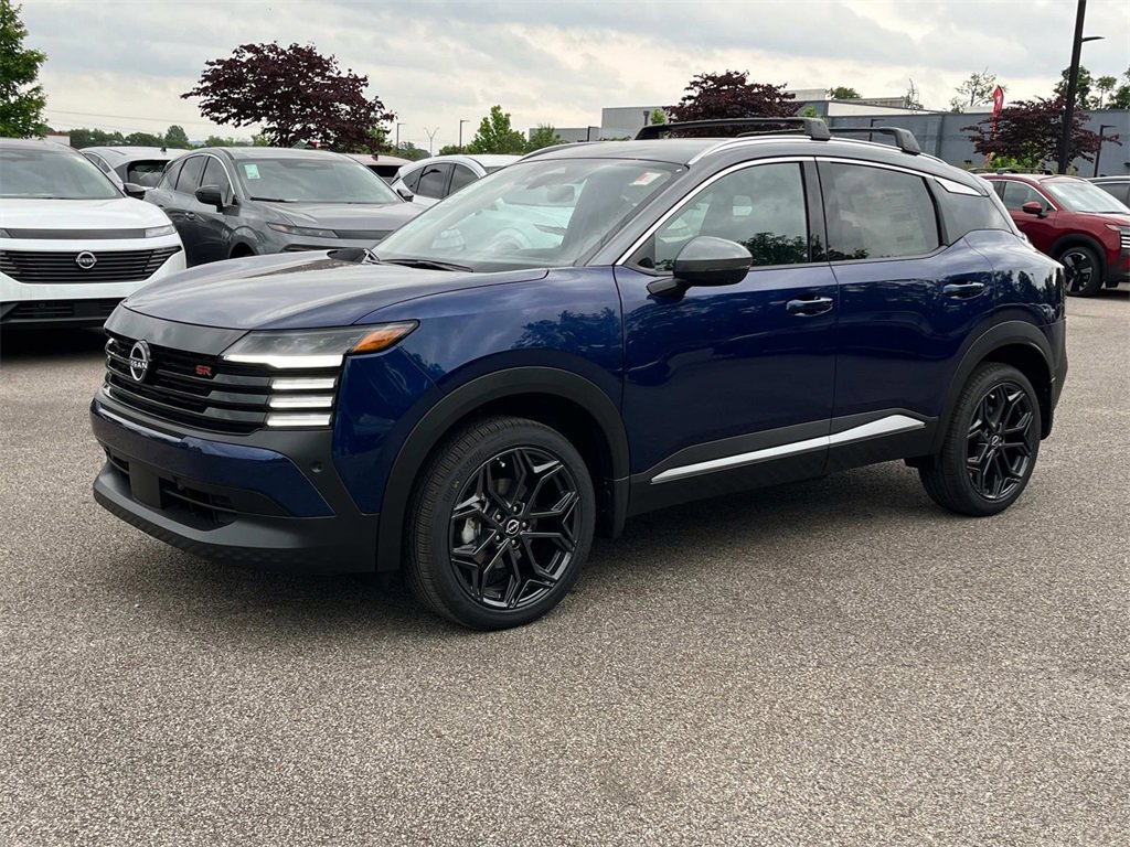 New 2025 Nissan Kicks SR image 9