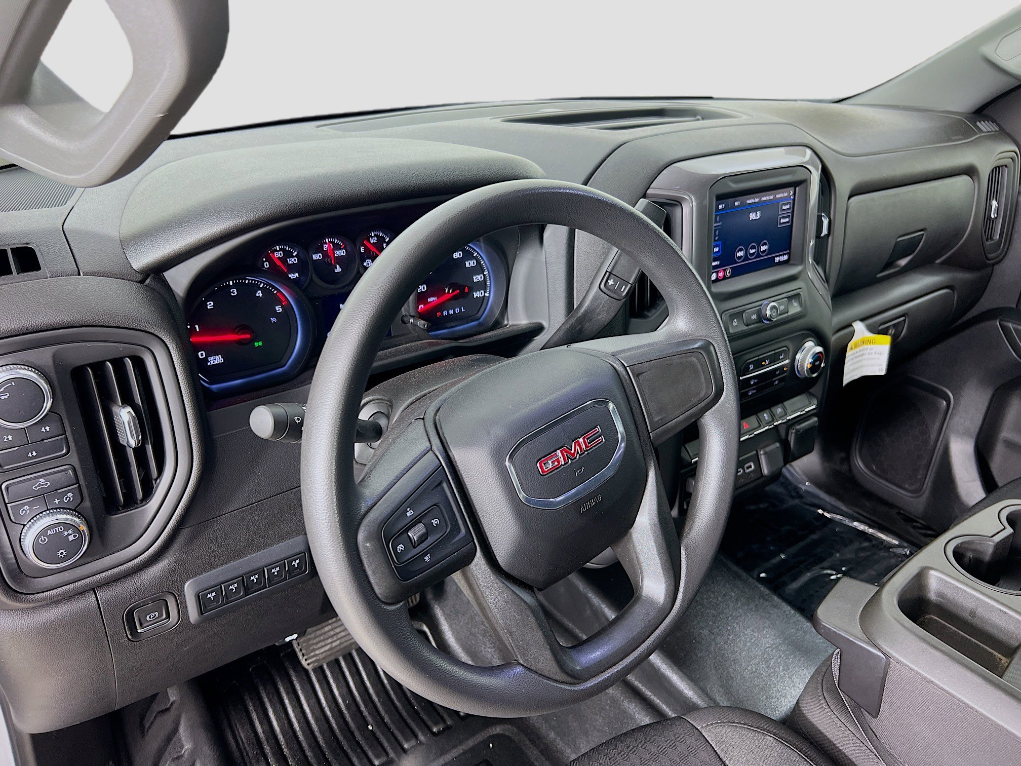 Used 2023 GMC Sierra 2500 Pro w/ Convenience Package image 9