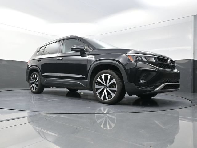 Used 2024 Volkswagen Taos SE FWD image 30