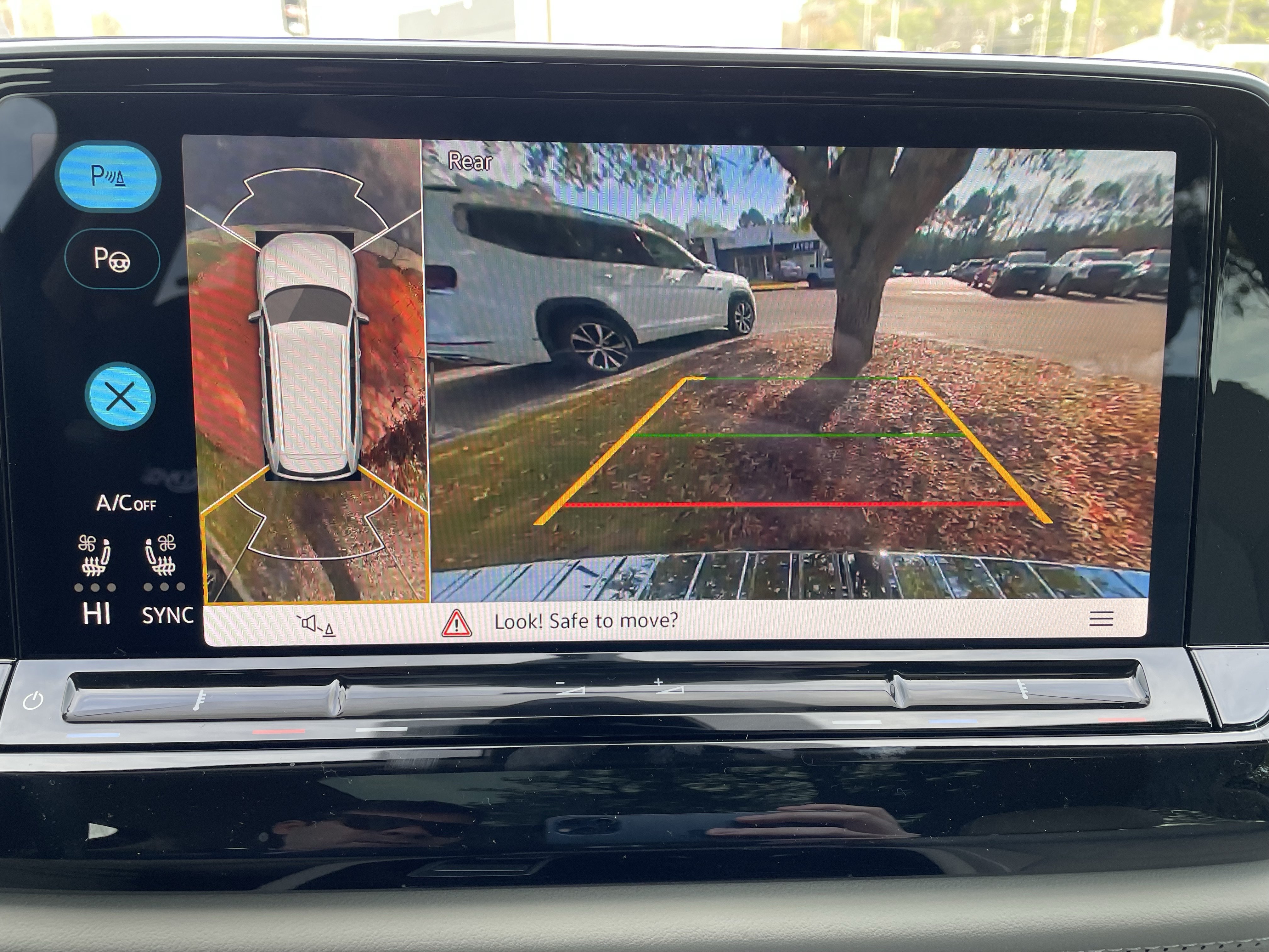 New 2026 Volkswagen Atlas SEL Premium R-Line AWD/4WD image 16