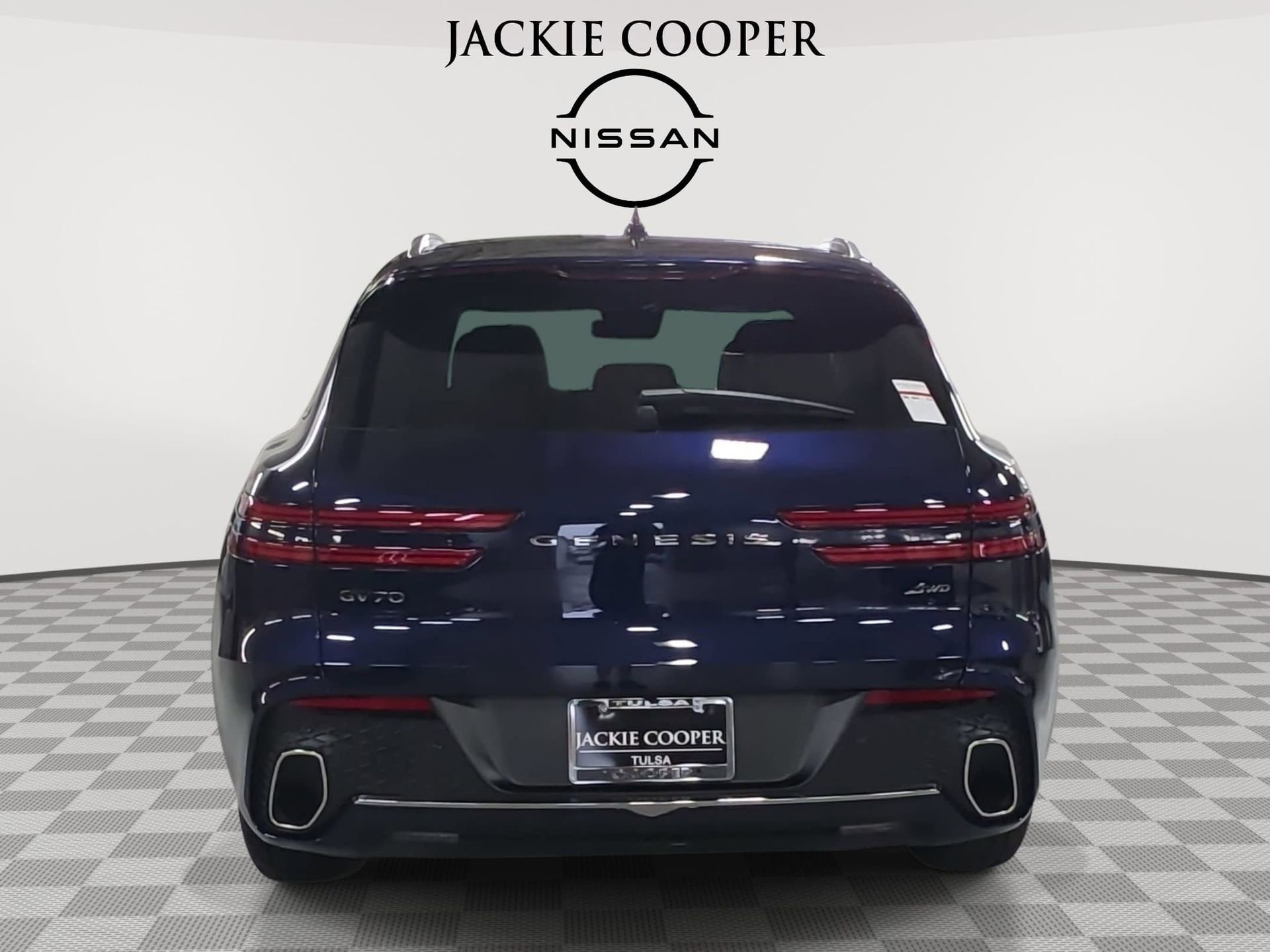 Used 2025 Genesis GV70 2.5T w/ Select Package image 6