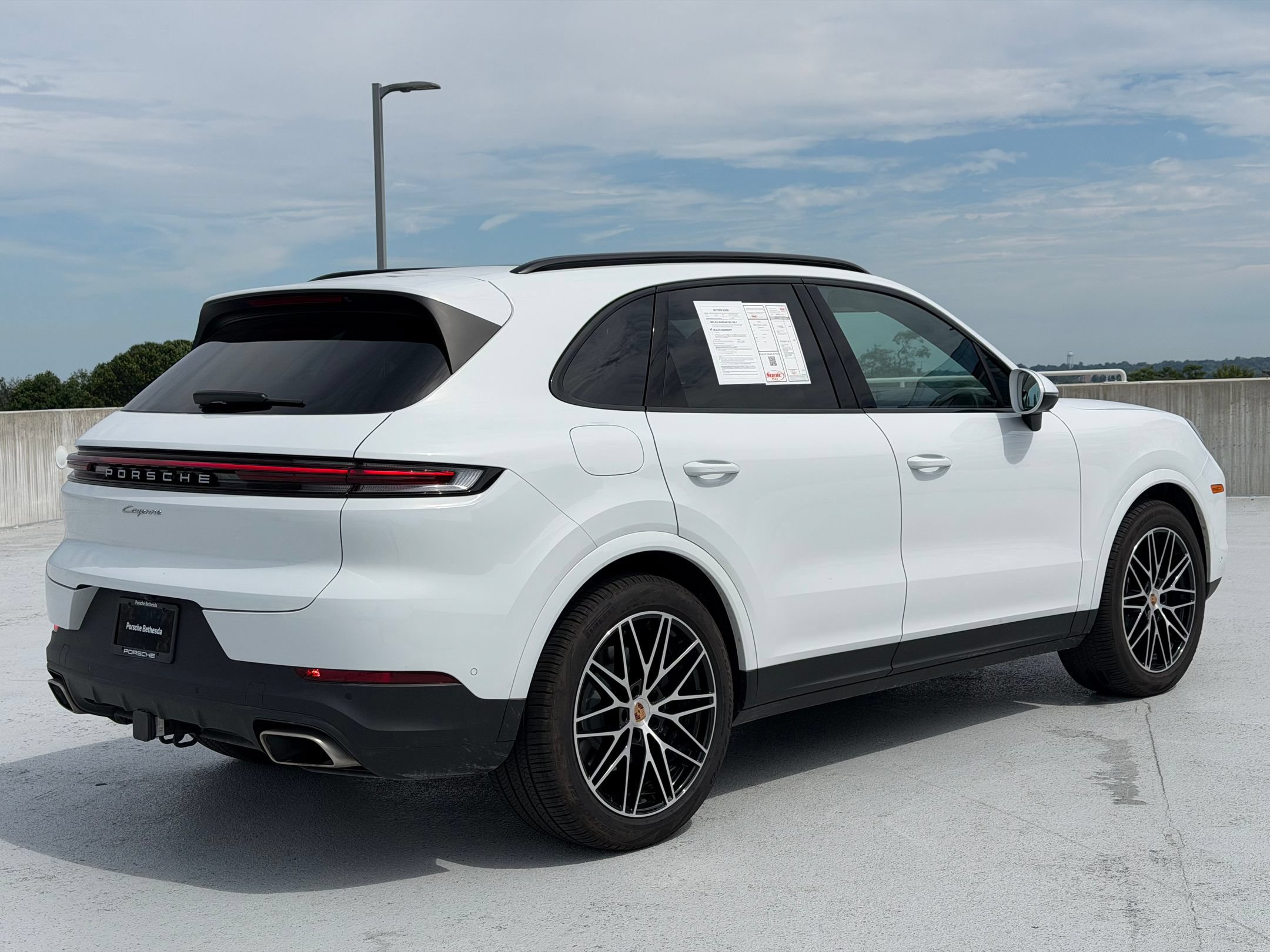 Certified 2026 Porsche Cayenne AWD/4WD image 9