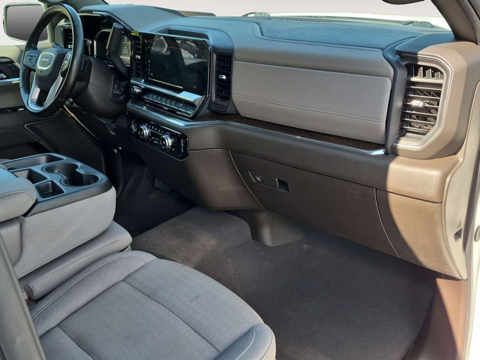 Used 2024 GMC Sierra 1500 SLE AWD/4WD image 17