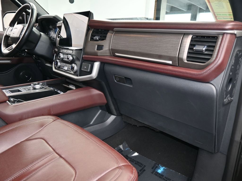 Used 2024 Ford Expedition Limited image 56