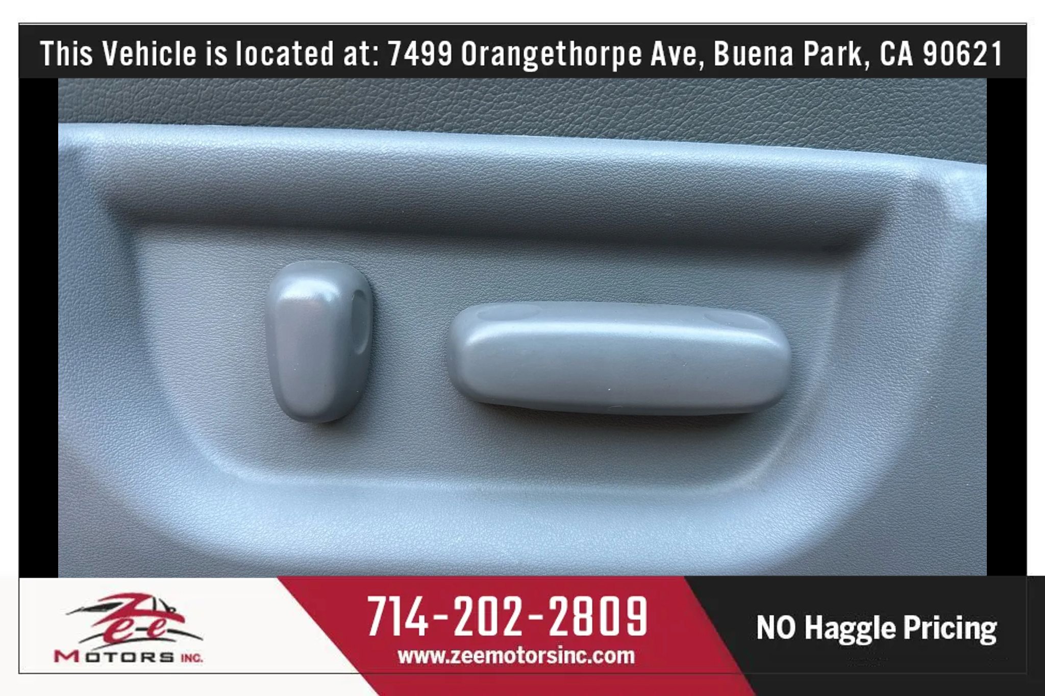 Used 2013 Toyota Sequoia Platinum RWD image 35