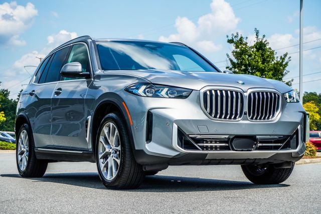 Used 2026 BMW X5 xDrive40i AWD/4WD image 7