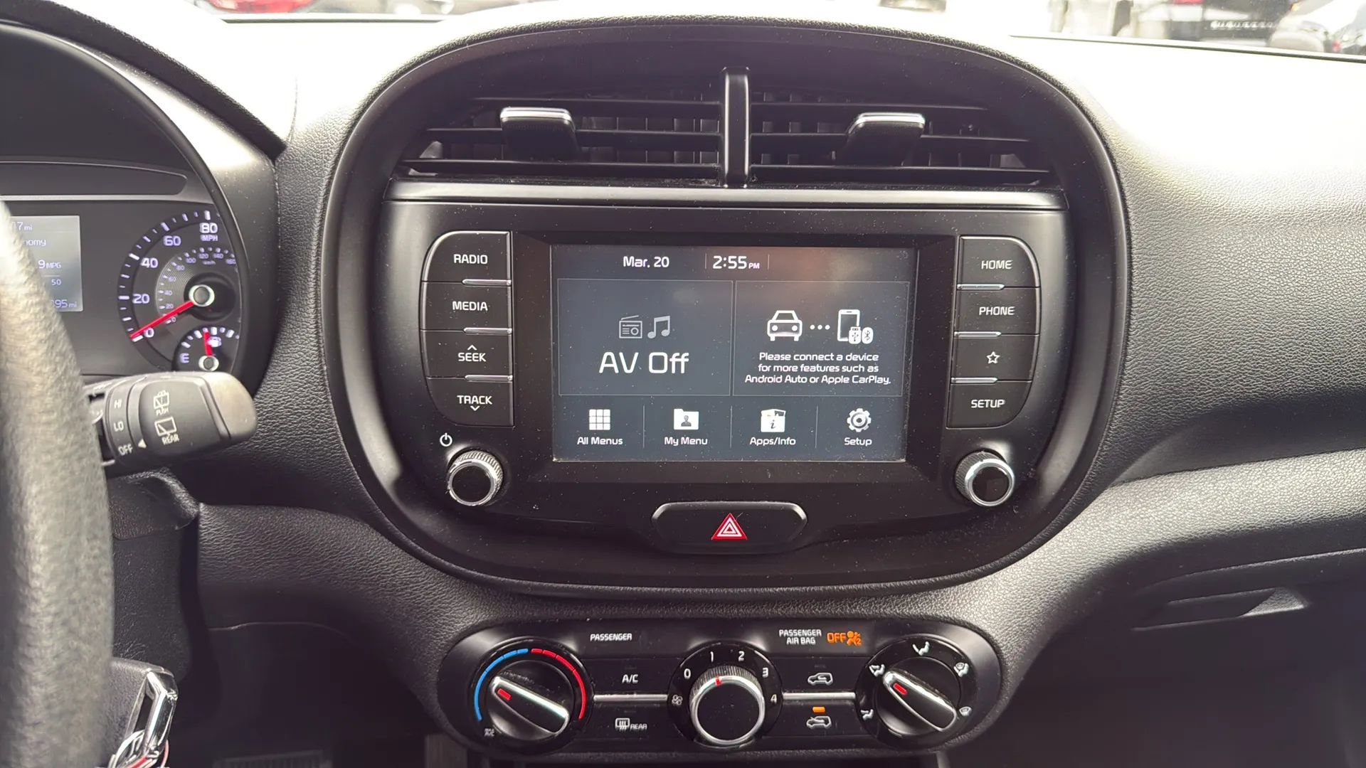 Used 2020 Kia Soul LX image 18