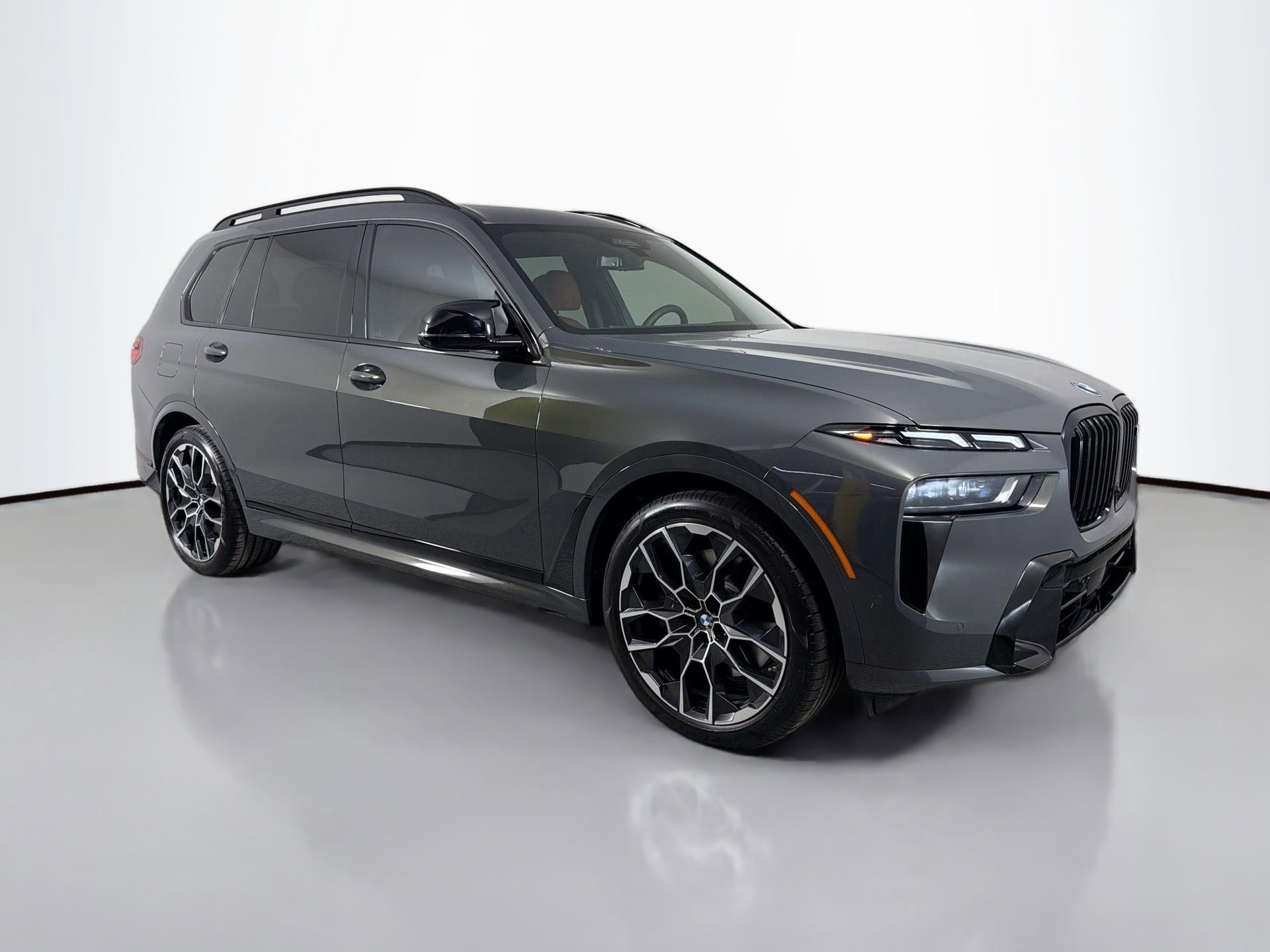 Certified 2026 BMW X7 M60i image 4