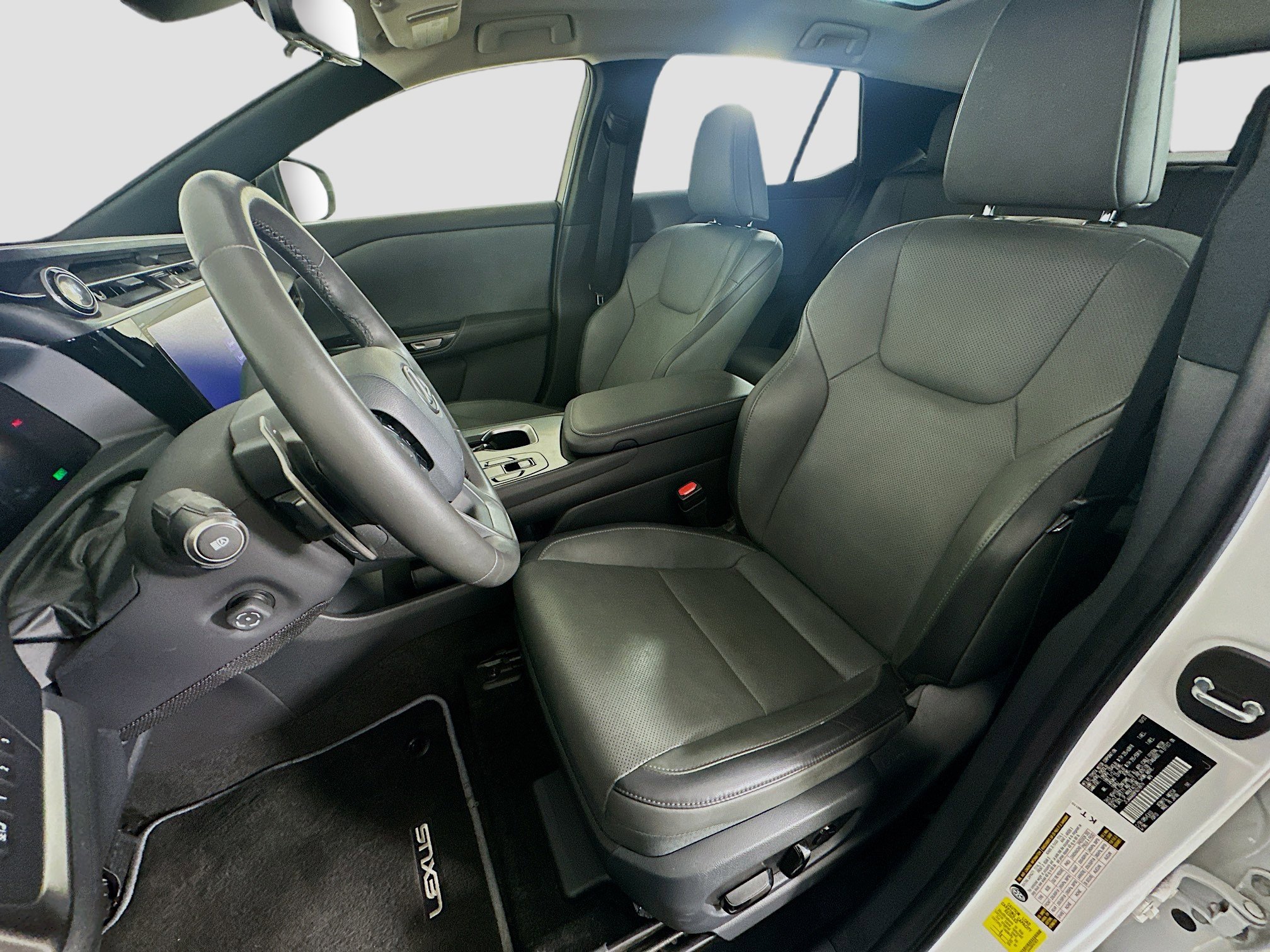 Used 2023 Lexus RZ 450e Premium w/ Technology Package AWD/4WD image 13