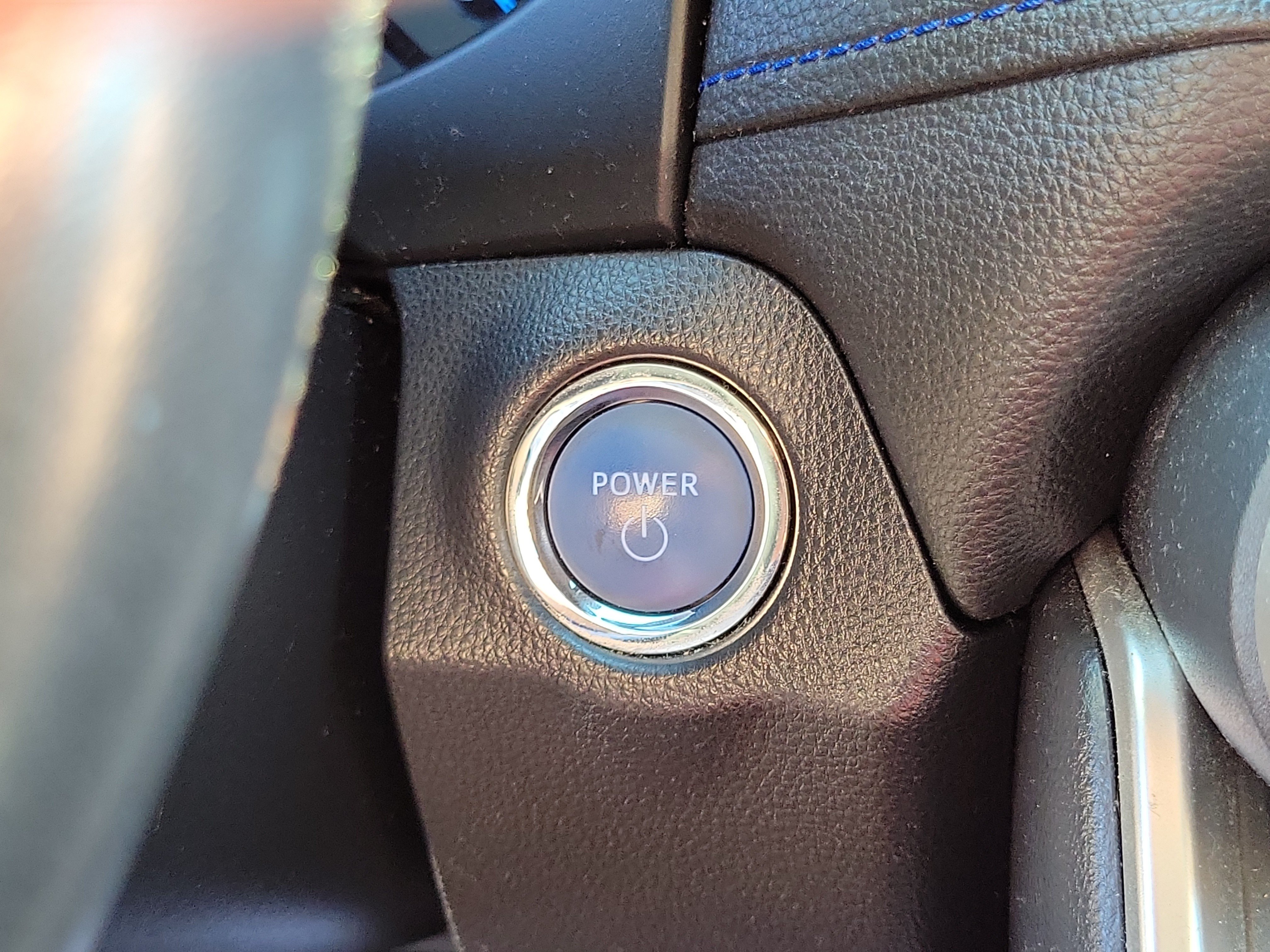 Used 2020 Toyota RAV4 XSE w/ XSE Grade Weather Package AWD/4WD image 15